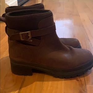 Low brown Muck Boot Company boots